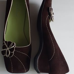 Comfy Suede Kenneth Cole Shoes